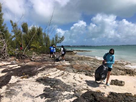 2021-2022 - Grade 11 Beach Clean-Up